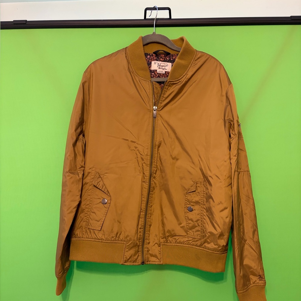 Original Penguin by Munsingwesr Printed Quilted Jacket in Mauve and Tan